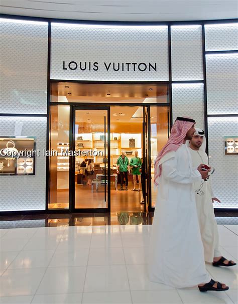 louis vuitton marina mall.